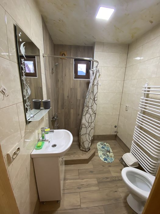 Житло кваси, вцентрі, біля санаторію «Гірська Тиса»