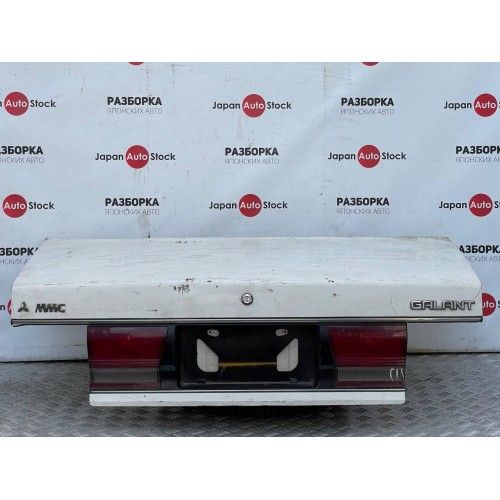 Крышка багажника Mitsubishi Galant седан, год 1988-1992