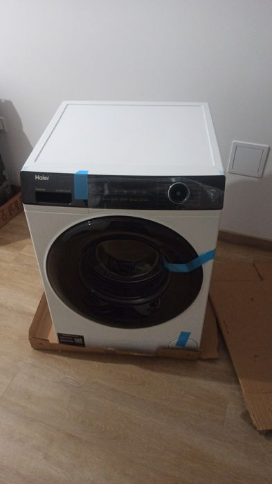 Pralka haier HW90-BP14939-S 9 kg 1400 obr A
(30)
Kod: 472718