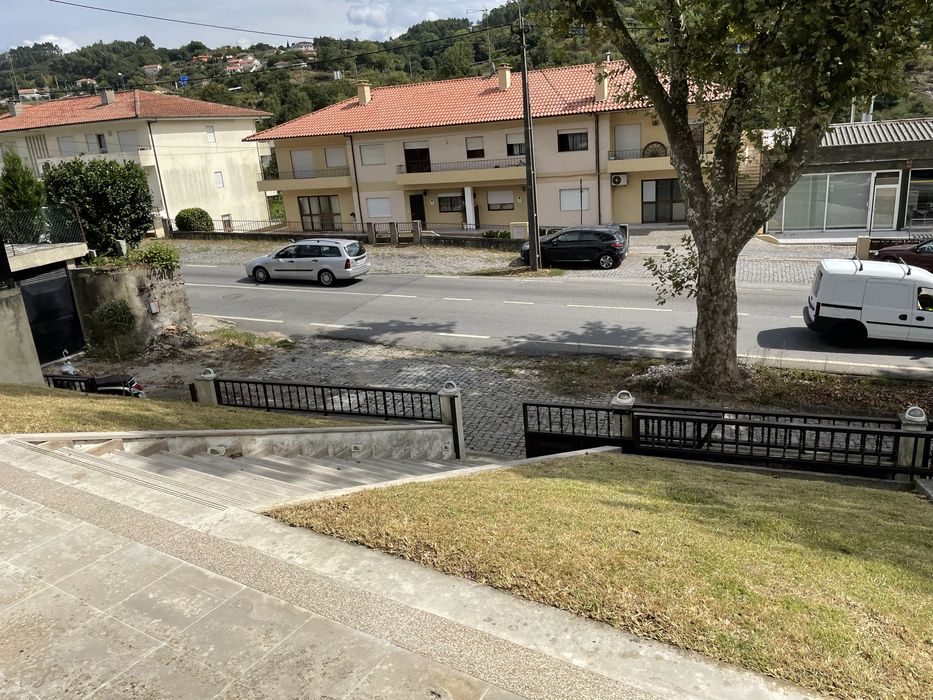 Limpeza de terrenos corte de cebes,arvores ,condominios limpezas