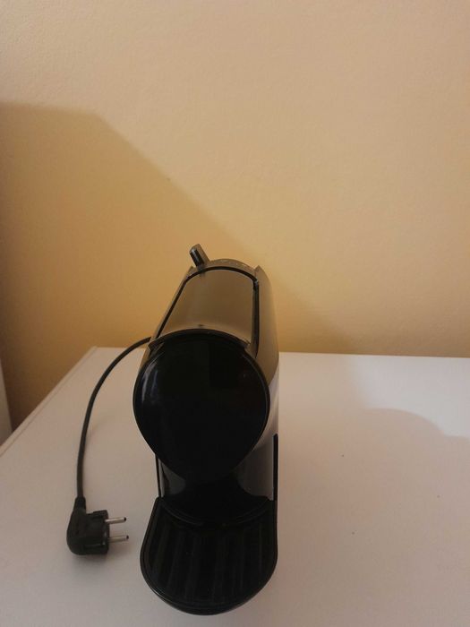 Vendo máquina de café.