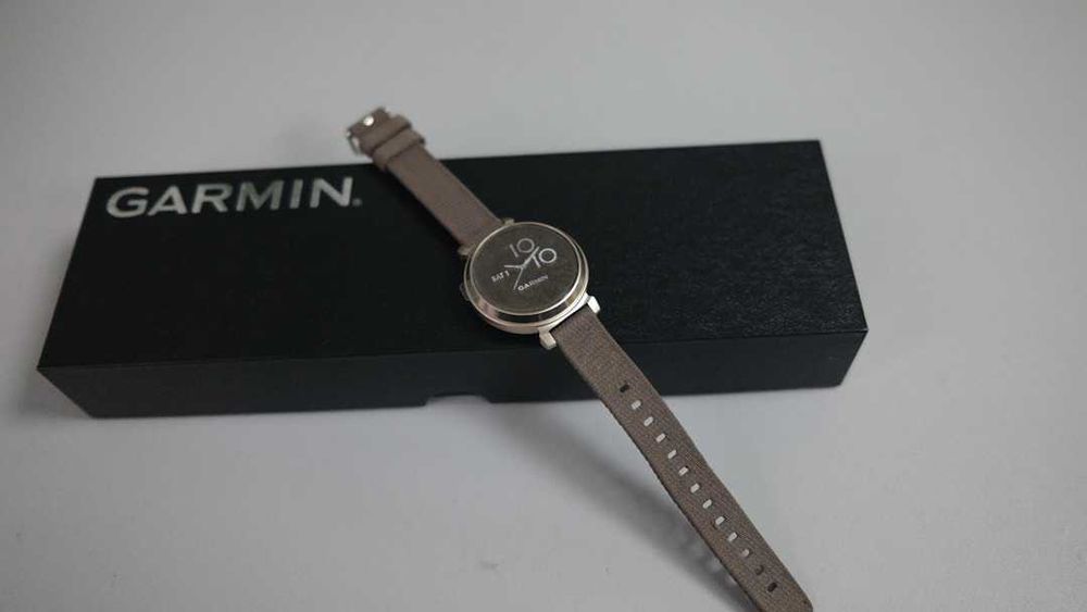 Garmin Lily 2 classic Супер стан коробка