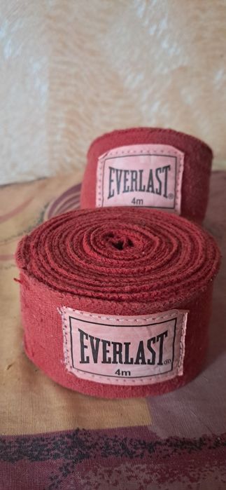 Эластичные бинты для занятий боксом фирмы EVERPLAST.