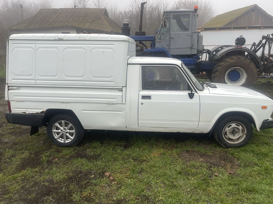 Автомобіль ИЖ - 27175