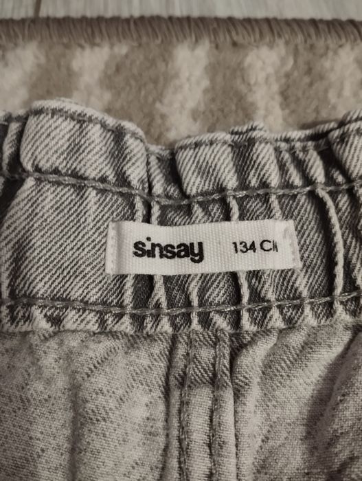 Jeansy, dziewczynka, 134 Sinsay