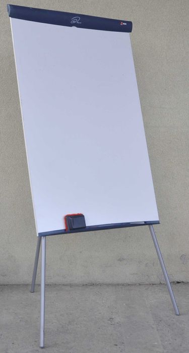 Flipchart Nobo 100x70 na Stojaku z Uchwytem na Papier i Regulacją Wysokości Tablica Suchościeralna