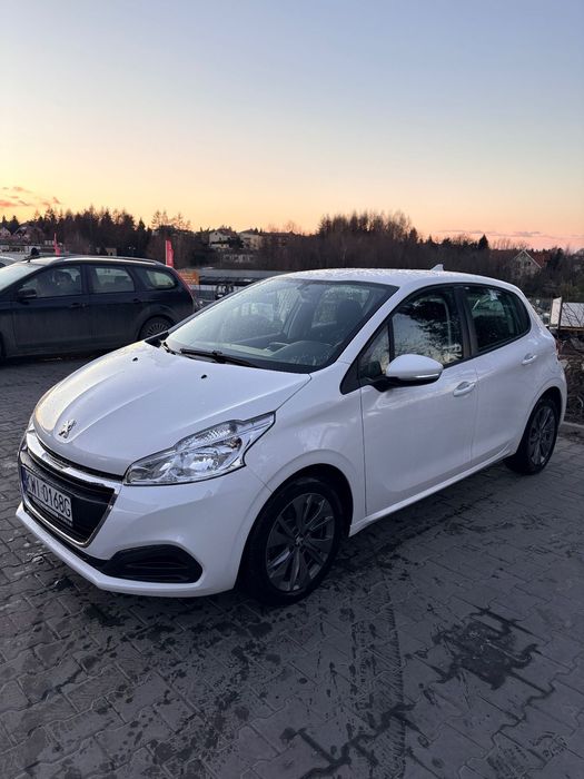 Peugeot 208 Peugeot 208 Euro 6