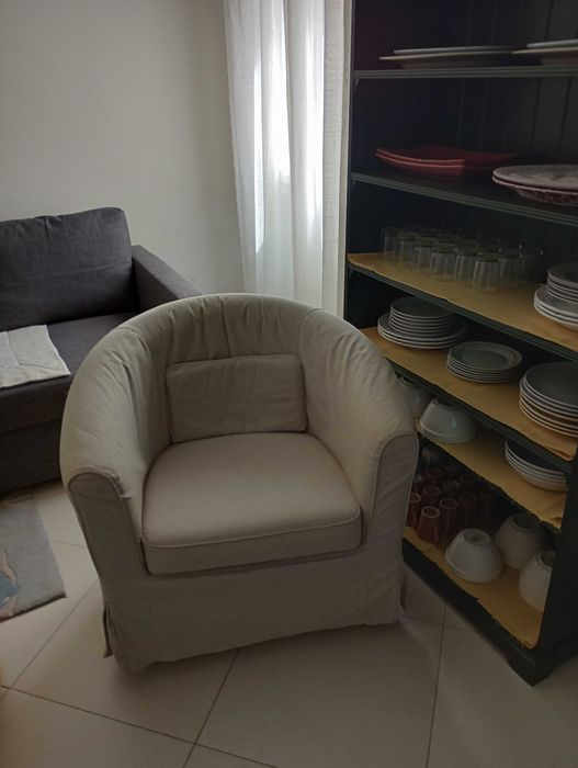 Maravilhosa oportunidade de mobiliar sua casa por um preço acessível