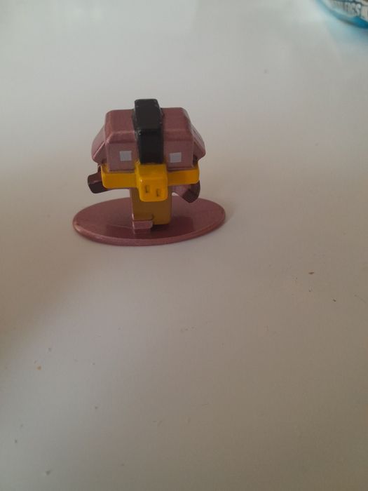 Swinia minecraft legends figurka