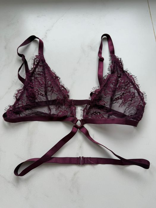 Koronkowy stanik biustonosz fioletowy z paskiem