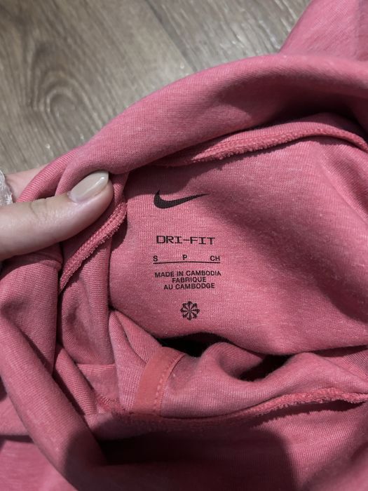 Костюм NIKE для беременных
