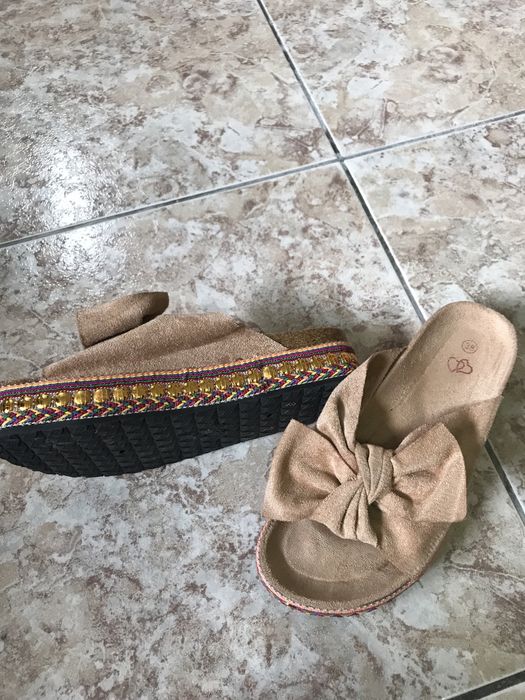 Vendo chinelas 38 como novas