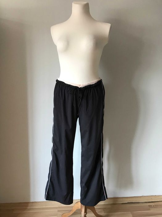 Czarne spodnie sportowe NOWE r.44 BonPrix Plus size dres trekkingowe