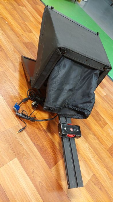 Teleponto / Teleprompter Profissional de Estúdio TV com Trilhos Deslizantes + Monitor