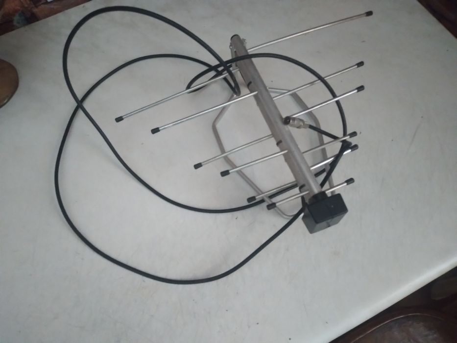 Продам антена кимнатна