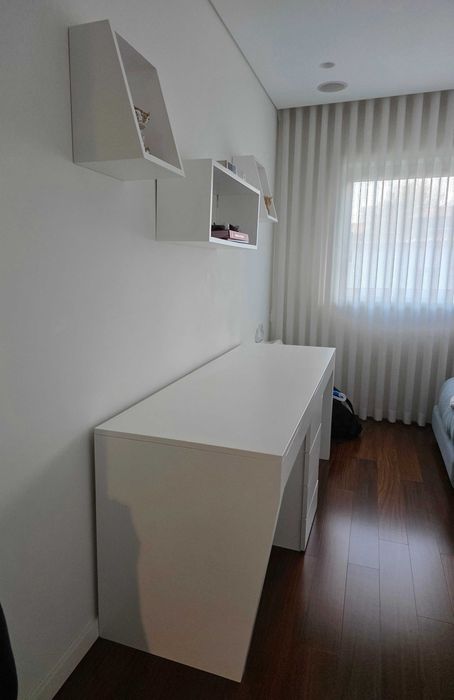 Secretária para quarto/escritório