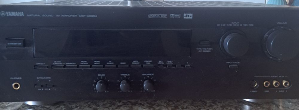 Amplificador Yamaha DSP-A595a 300watts