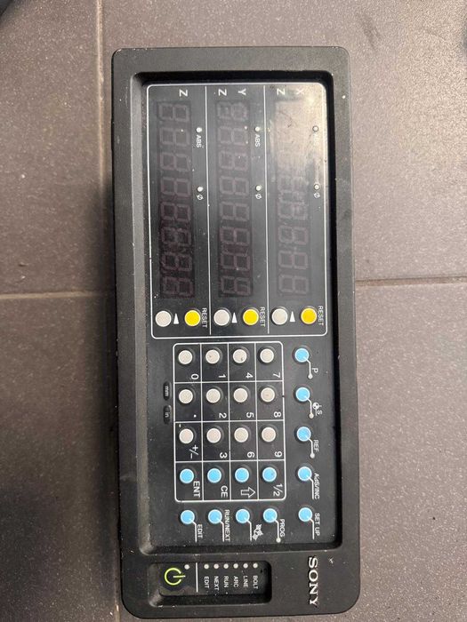 Wyświetlacz Sony LH70 odczyty tokarka frezarka