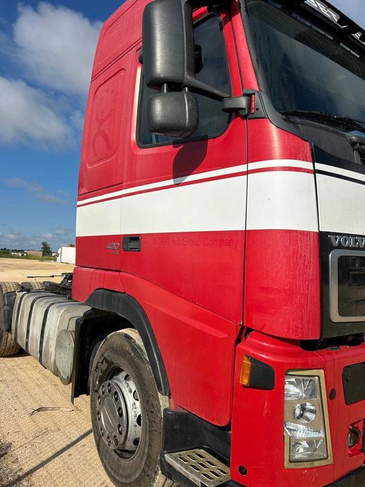Camião VOLVO FH12 Basculante