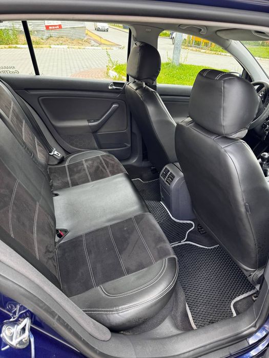 ПРОДАМ  VOLKSWAGEN GOLF 2005р.двігатель 1.4  газ/ бензин