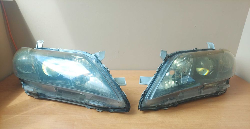Продам Фари, оптику на Toyota Camry xv40