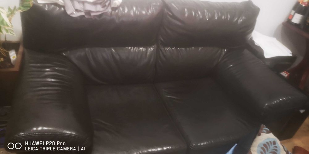 Sofa em pele  de sala de cor preto