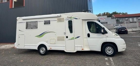 Autostar Auros 99 XL  Cama Central