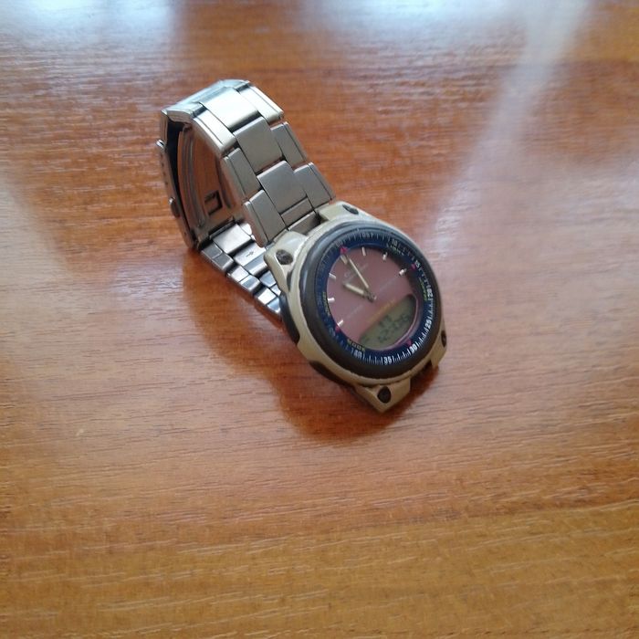 Наручные часы Casio AV-80.