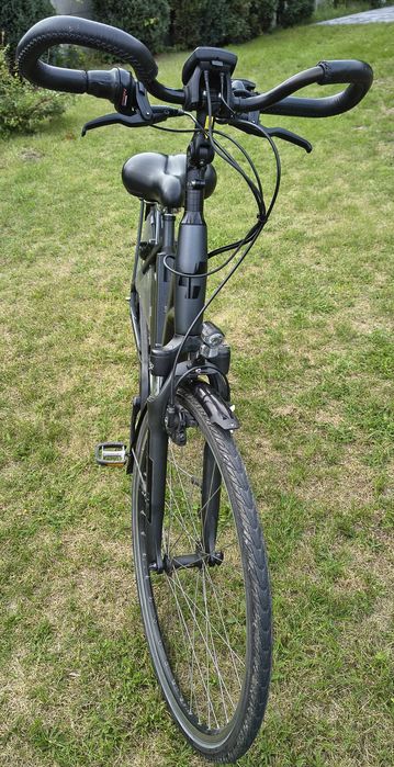 Rower elektryczny Cube