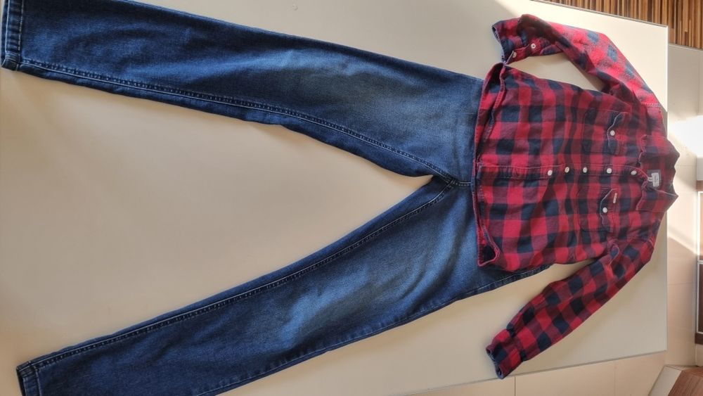 Jeansy slim fit Nakutavake rozm 172