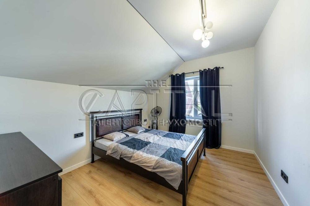 ТОПовий будинок з новим крутим дизайн ремонтом з великою ділянкою!