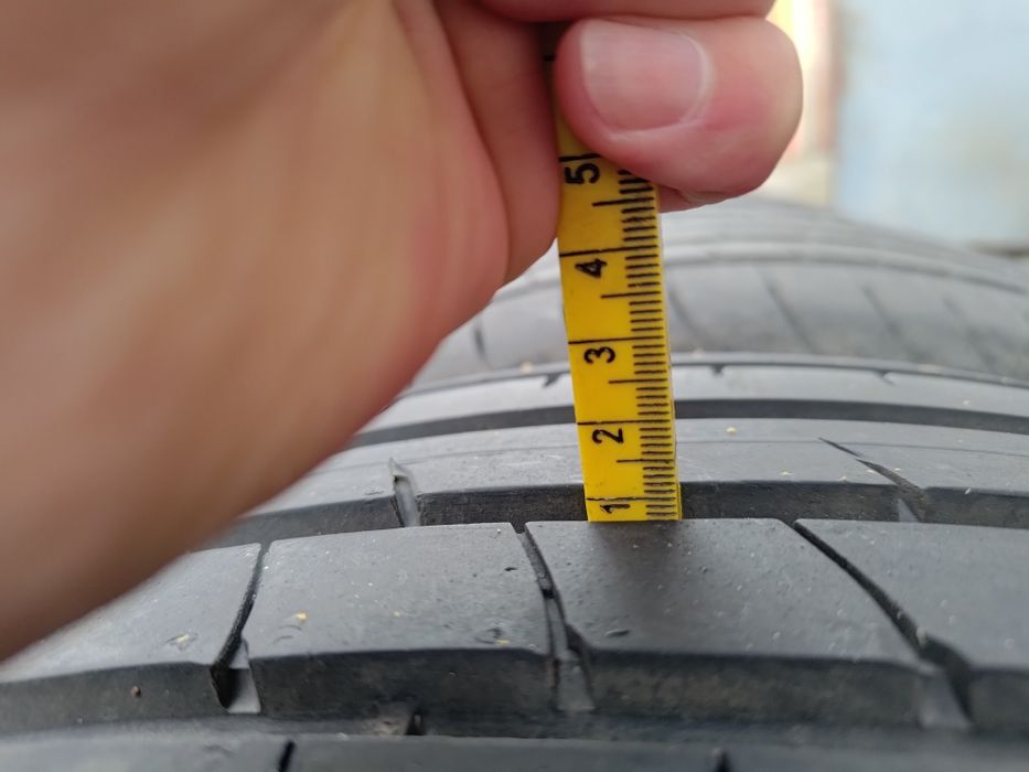 Goodyear 235/55/18  7mm letnie 3000km