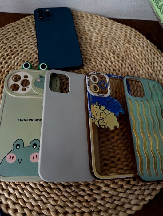 Продам iPhone 12 pro 256