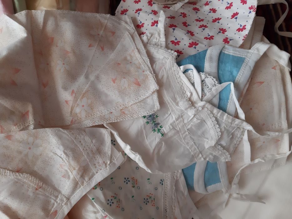 Пеленки.  Ковдри, коцики. Шапочки  бавовняні і байкові.