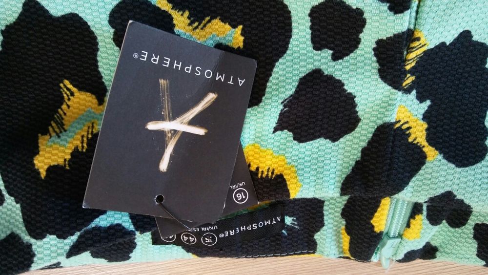 Nowe z metką spodenki szorty 16 atmosphere plus gratis