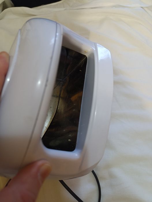 Лампа для ногтей