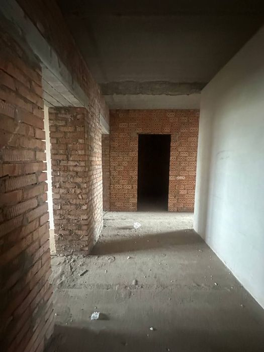 Продаж 3 к квартири в центрі,можливе перепланування у 1+2 кімнатні ква