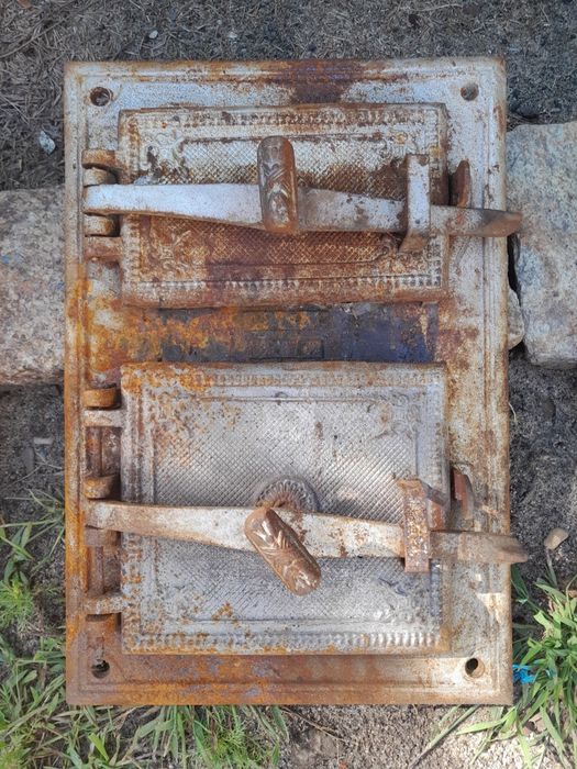 Stare  drzwiczki od pieca