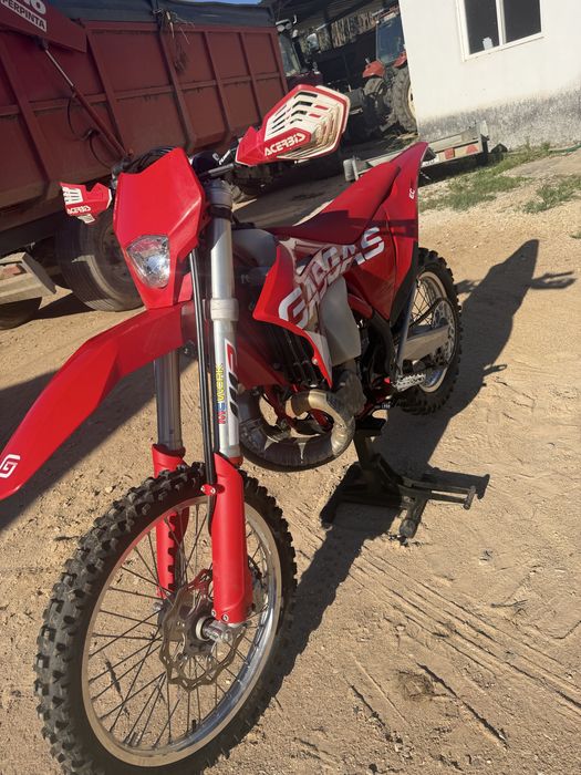 Gas gas ec 250 2024 (apenas 13 horas reais)
