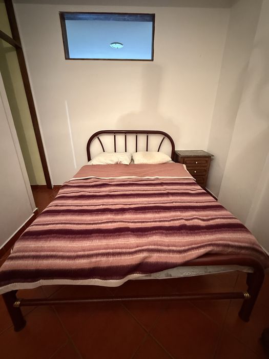 Móveis antigos em excelente estado