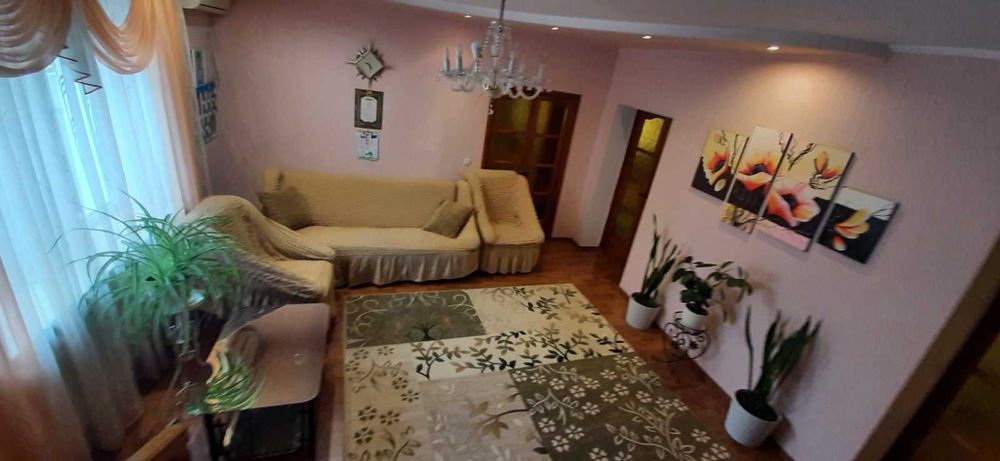 Продається будинок в м. Диканька