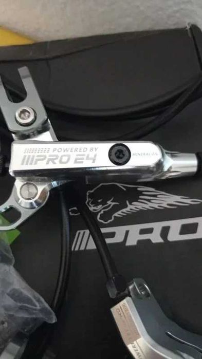 Travões Hidráulicos IIIPRO E4 - Bicicleta