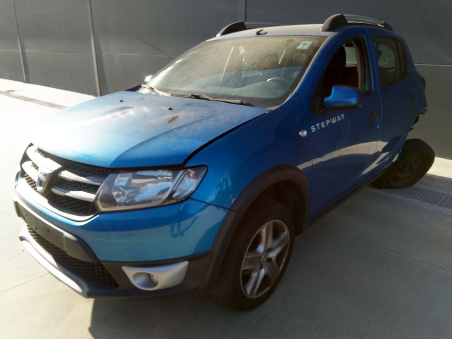 DACIA SANDERO II - 2016 - Para Peças
