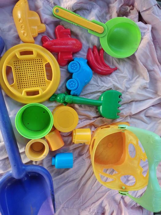 Іграшки для гри в піску,ціна за все.
