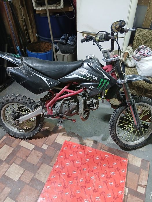 С документами оригинальный Пит Байк!