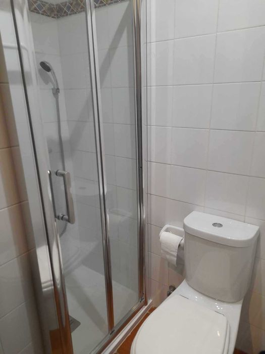 T2 C/Piscina, em zona nobre de Monte Gordo, abril e maio.