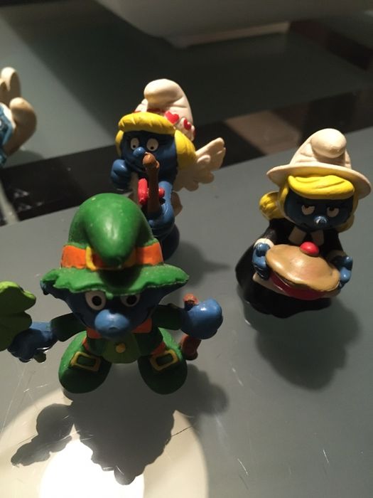 estrunfes varios em bom estado