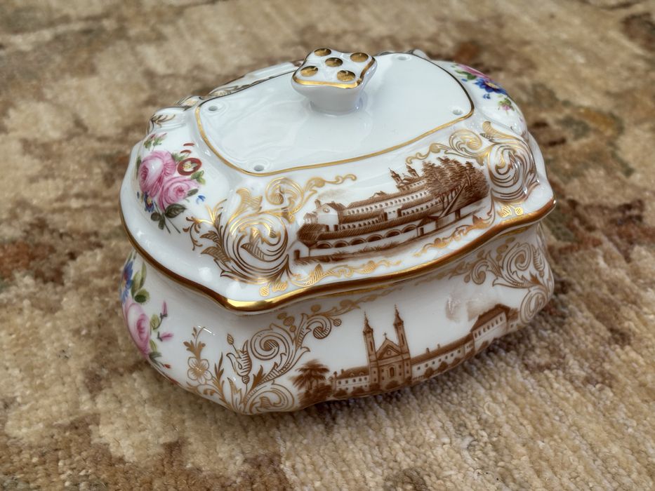 Vista Alegre Clube dos Colecionadores - Saboneteira