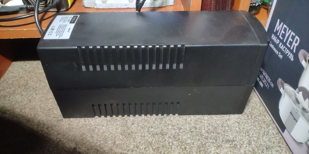 ИБП,UPS,бесперебойник, инвертор  480W