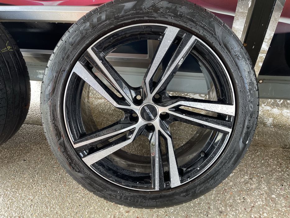 Koła Volvo xc60 20 cali opony pirelli P zero 255/45 R20 105 Y